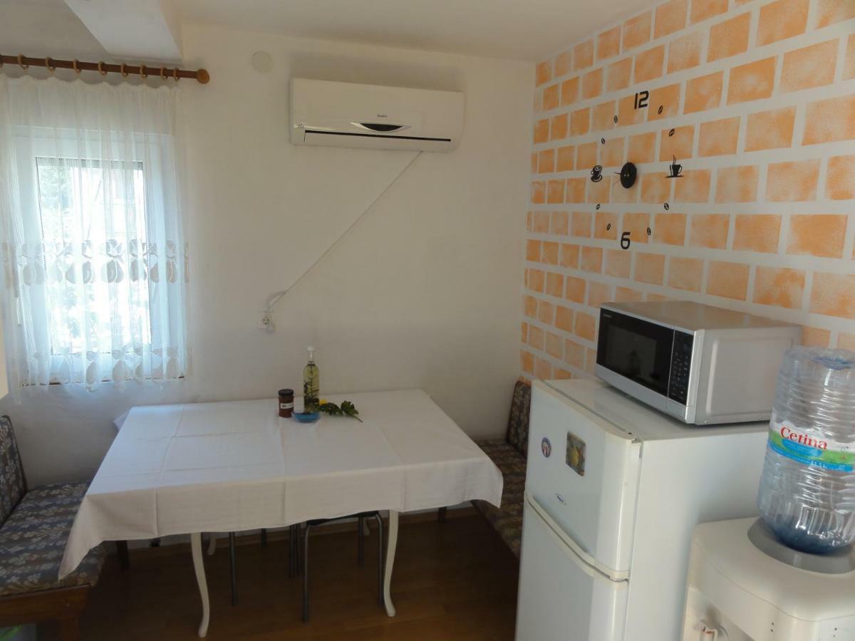 Apartman Pilcik Apartment Vir Exterior photo
